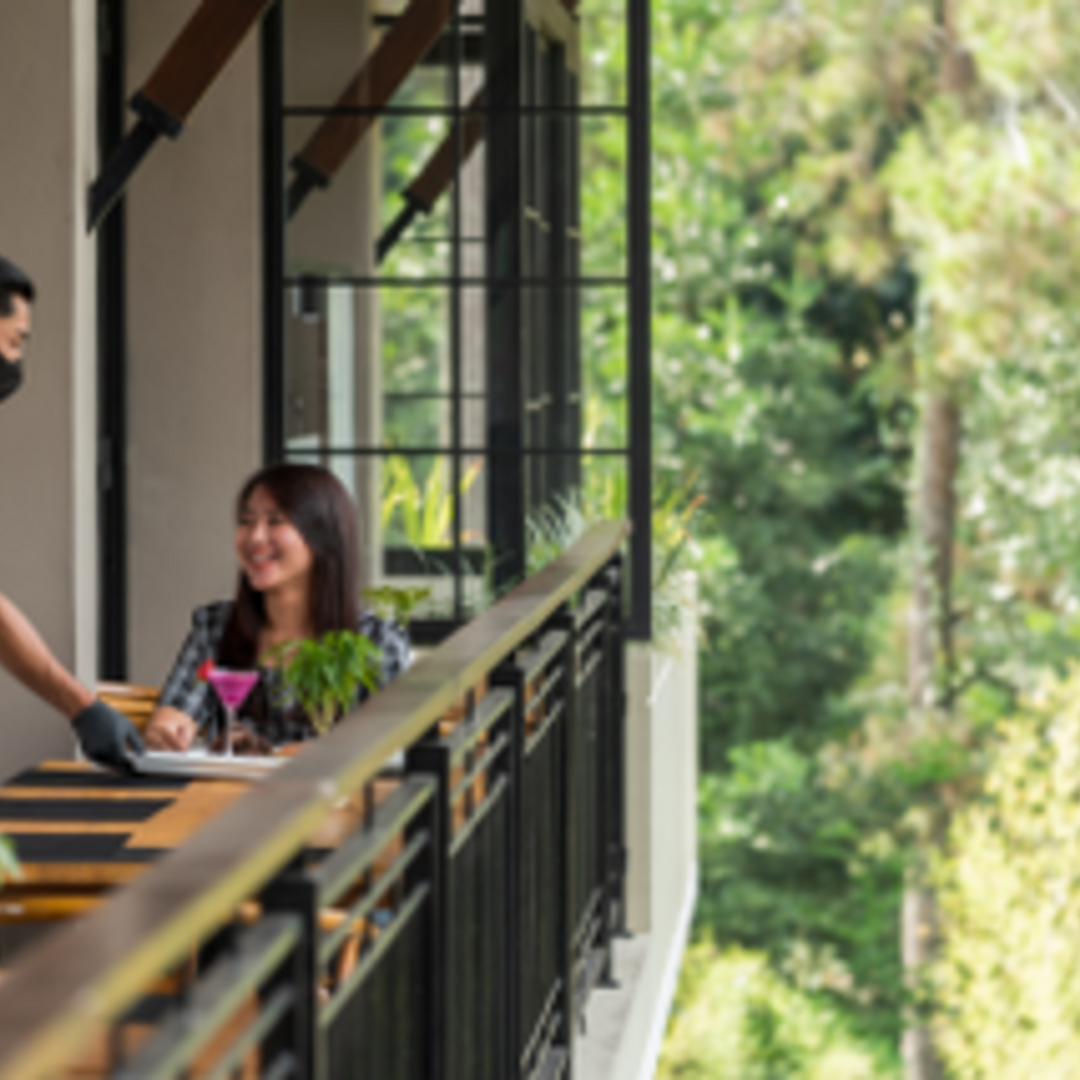 NAVA'S RESTAURANT AND POOL BAR