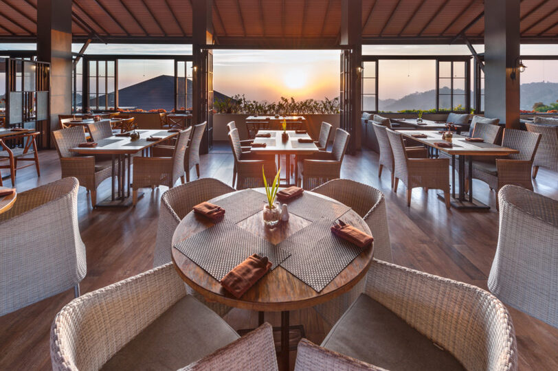 NAVA'S RESTAURANT AND POOL BAR